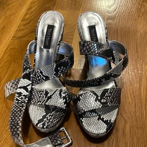 WHBM wedge size 7-1/2 NEW